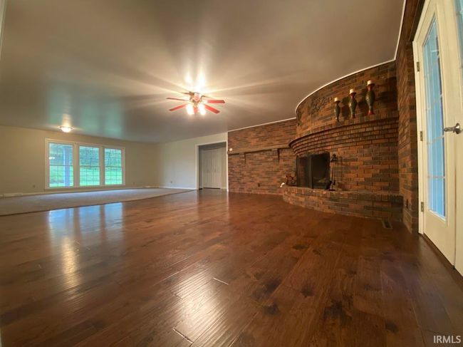 8760 E Schnellville Rd, House other with 4 bedrooms, 3 bathrooms and null parking in Birdseye IN | Image 17