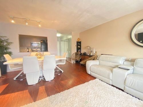 50-7 Weld St, Framingham, MA, 01702-7496 | Card Image