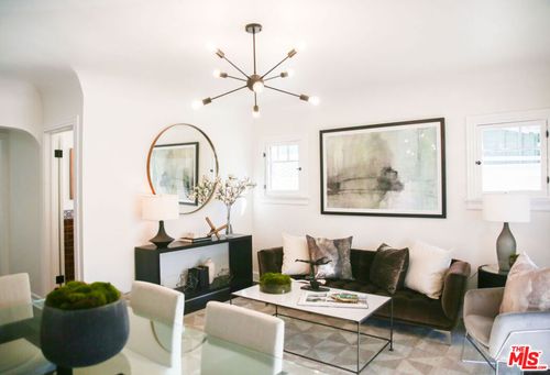 7865 Willoughby Ave, West Hollywood, CA, 90069-5423 | Card Image