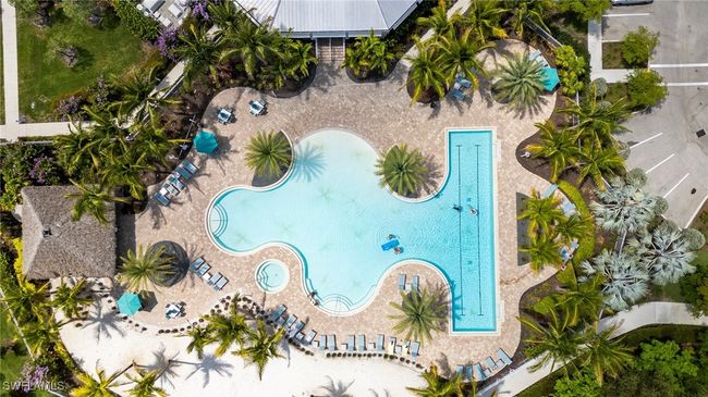 28041 Captiva Shell Loop, House other with 3 bedrooms, 4 bathrooms and null parking in BONITA SPRINGS FL | Image 27