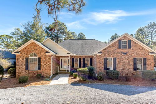 151 Longleaf Dr, West End, NC, 27376 | Card Image