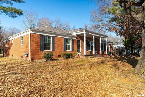 203 Fairway Vista Rd, Murphysboro, IL, 62966-6407 | Card Image