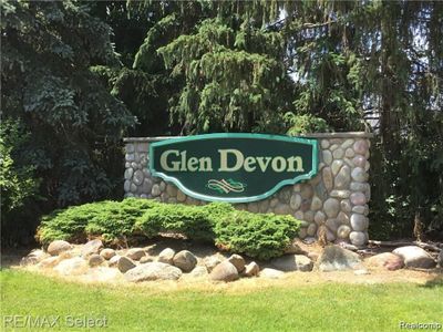 12331 Saint Andrews Way, Condo with 2 bedrooms, 2 bathrooms and null parking in Fenton Twp MI | Image 2