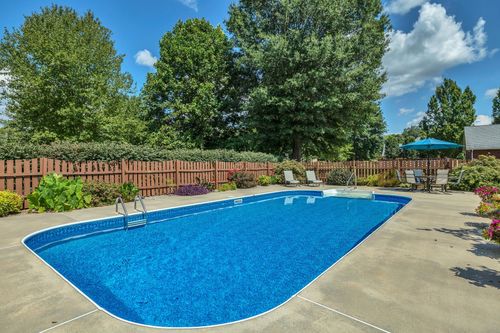 1035 Franklin Heights Dr, Winchester, TN, 37398-4688 | Card Image