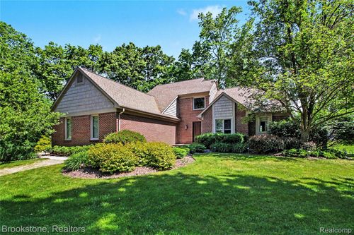 12170 Shaffer Rd, Davisburg, MI, 48350-3709 | Card Image