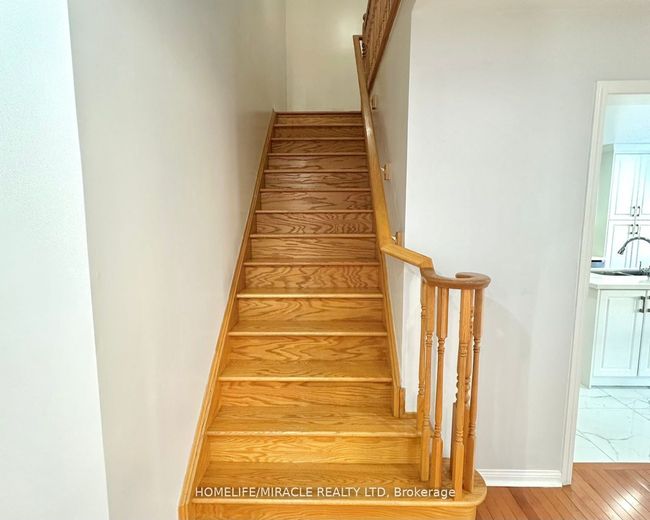 24 Zimmer St, House other with 4 bedrooms, 3 bathrooms and 4 parking in Brampton ON | Image 12