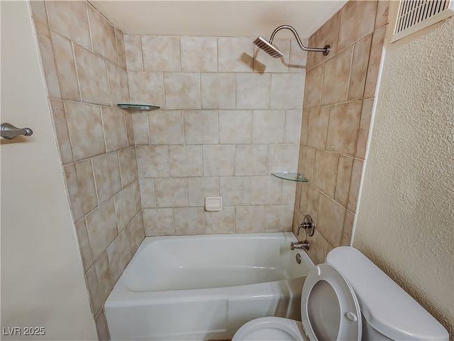 UNIT-3008 - 2867 Geary Pl, Condo with 1 bedrooms, 1 bathrooms and null parking in Las Vegas NV | Image 17