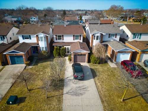 51 Dundee Dr, Saint Catharines, ON, L2P3S9 | Card Image