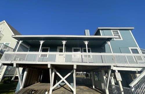 13114 Coronado Dr, Freeport, TX, 77541-8220 | Card Image