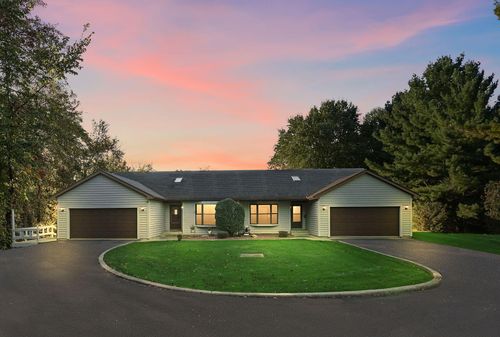 208 E 650 N, Valparaiso, IN, 46383-9712 | Card Image