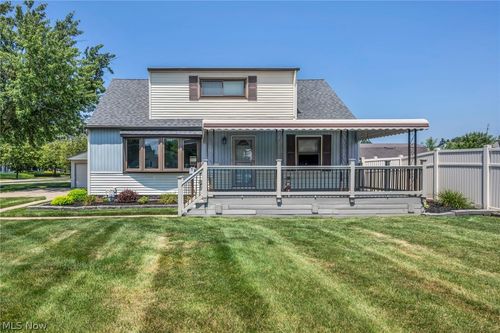3929 E 365th St, Willoughby, OH, 44094-6326 | Card Image