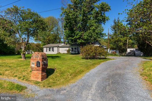 500 S Hayfield Rd, WINCHESTER, VA, 22602-1659 | Card Image