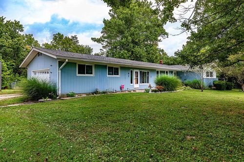 10364 State Road 48, Aurora, IN, 47001-8711 | Card Image