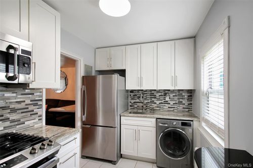 5a-540 Tuckahoe Rd, Yonkers, NY, 10710-5724 | Card Image