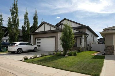 55 Henderson Cres, House detached with 4 bedrooms, 3 bathrooms and 2 parking in Penhold AB | Image 1