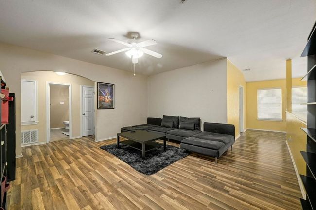 flex space | Image 19