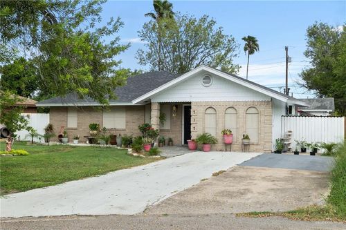 717 Nora Cir, Alamo, TX, 78516-3746 | Card Image