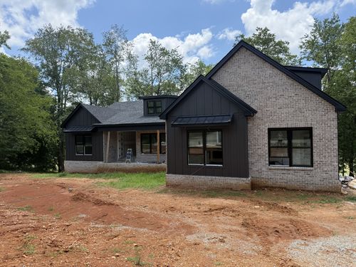618 Indian Creek Rd, Cumberland Furnace, TN, 37051-9058 | Card Image