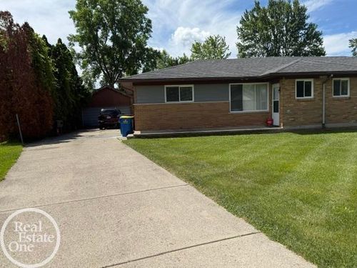 27550 E Schiller Street, Chesterfield Township, MI, 48047 | Card Image