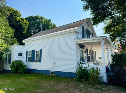 21 Morgan Ave, Glens Falls, NY, 12801-3254 | Card Image
