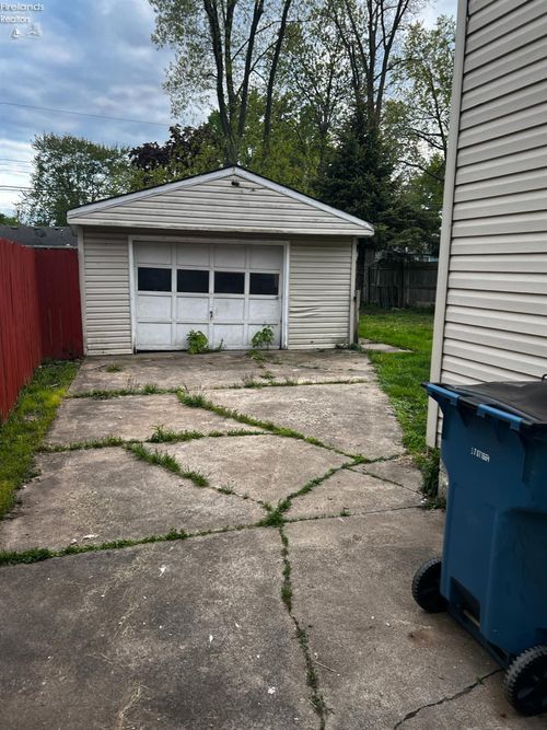 3162 Lincoln Street, Lorain, OH, 44052 | Card Image