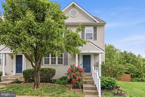 21 Sire Way, WARRENTON, VA, 20186-3068 | Card Image