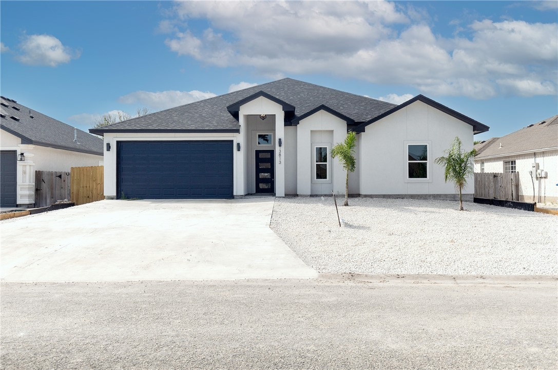 Longboat Dr, Corpus Christi, TX 78418