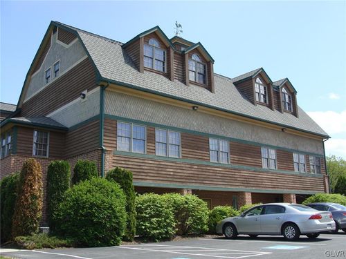 2-2970 Corporate Ct, OREFIELD, PA, 18069-3158 | Card Image