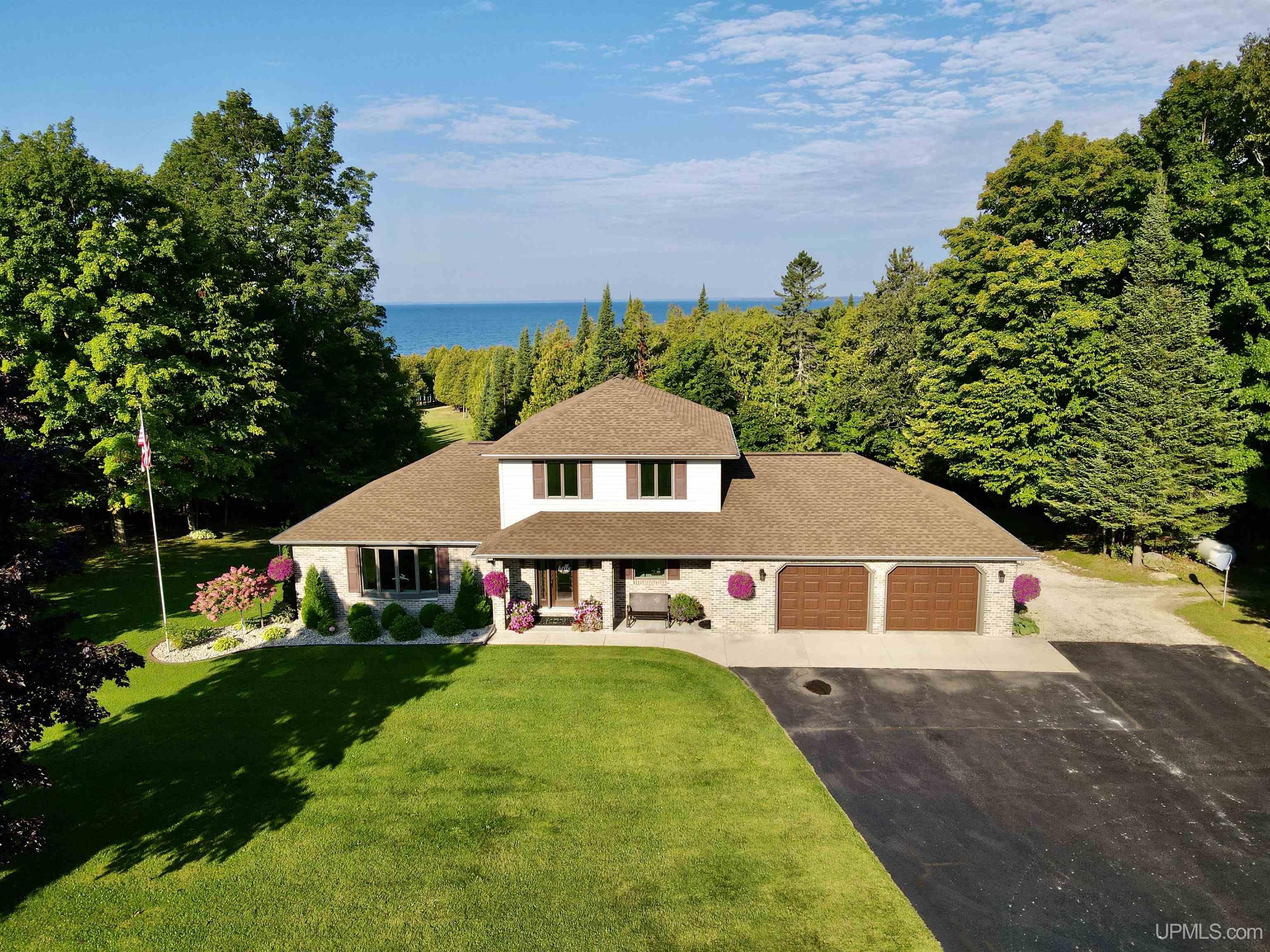 Oo.25 Rd, Garden, MI 49835
