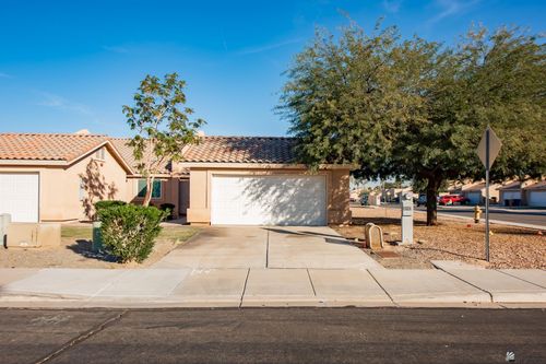 3185 S Melanie Dr, Yuma, AZ, 85365-5113 | Card Image