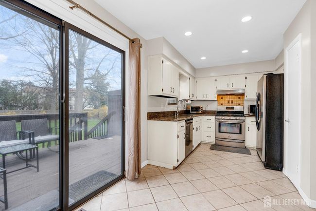 90 Pheasant Run, Townhouse with 2 bedrooms, 2 bathrooms and null parking in Edison NJ | Image 30