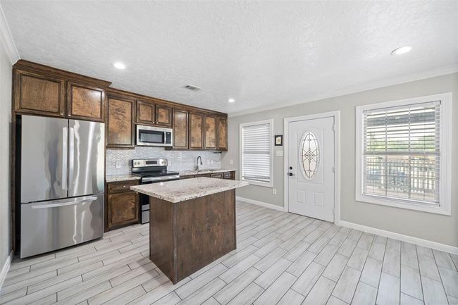 7941 Goode St, House other with 3 bedrooms, 2 bathrooms and null parking in Houston TX | Image 17