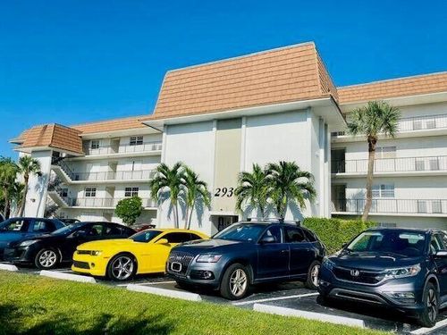 apt-308-2936 Lake Shore Dr, Riviera Beach, FL, 33404-4655 | Card Image