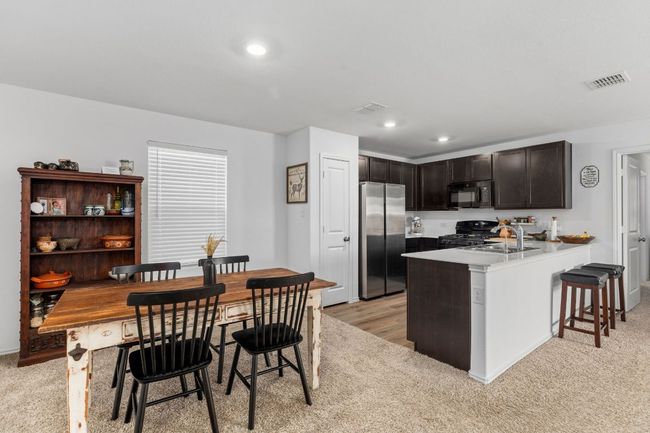 2404 Windrow Ln, House other with 3 bedrooms, 2 bathrooms and 2 parking in Lockhart TX | Image 7