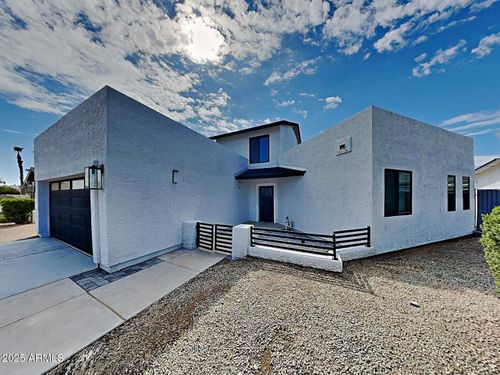 10307 W Campbell Ave, Phoenix, AZ, 85037-5530 | Card Image