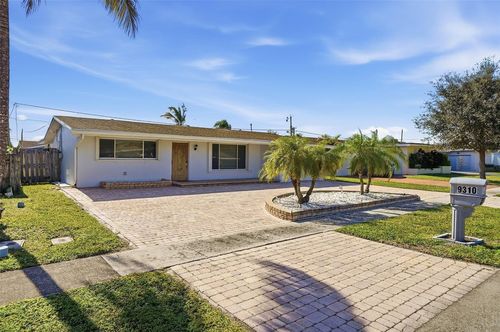 9310 Nw 26th St, Sunrise, FL, 33322-2842 | Card Image