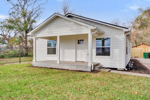 6123 Tuskegee St, Houston, TX, 77091-4130 | Card Image