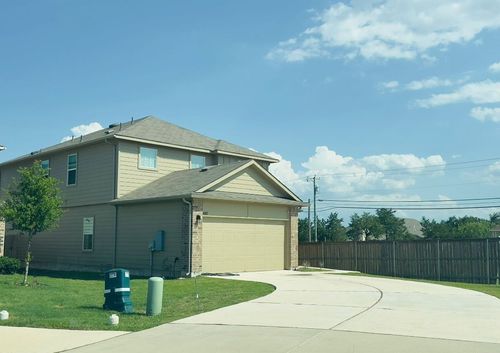 14001 Prasky Trl, Elgin, TX, 78621-2295 | Card Image