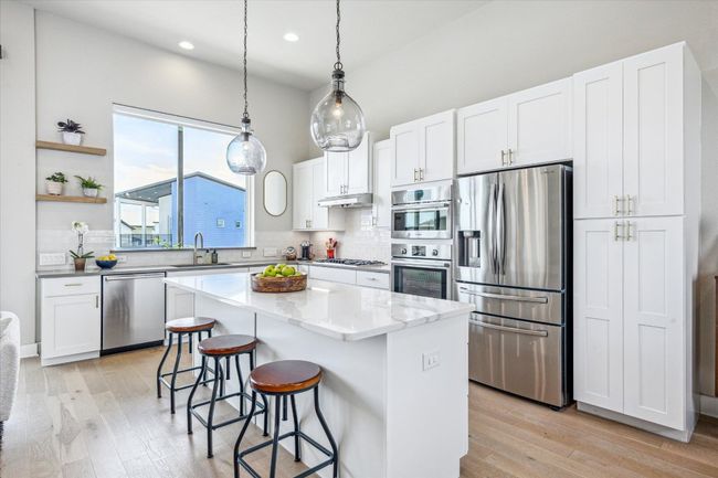 6229 Florencia Ln, House other with 3 bedrooms, 3 bathrooms and 4 parking in Austin TX | Image 9