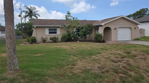 347 Holly Rd, Venice, FL, 34293-7818 | Card Image