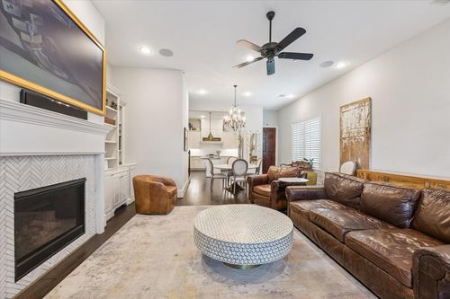 4415 Marina St, Houston, TX, 77007-2320 | Card Image