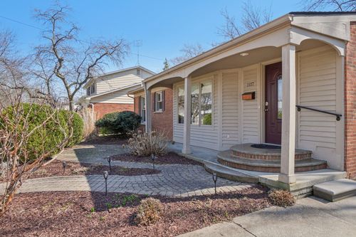 1957 Coronada St, Ann Arbor, MI, 48103-5013 | Card Image