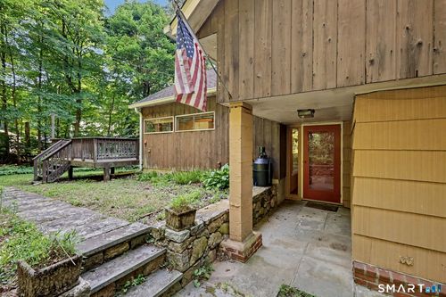 65 Whipple Rd, Wilton, CT, 06897-4515 | Card Image