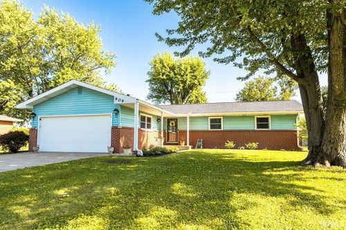 909 White Drive, New Castle, IN, 47362 | Card Image