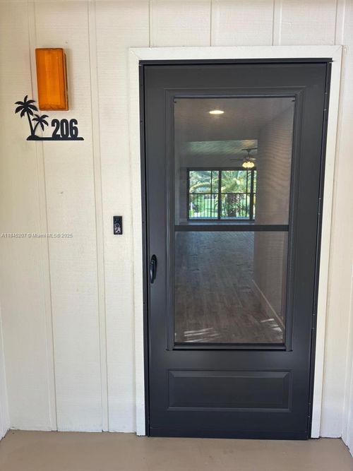 apt-206-4967 Pepper Cir, NAPLES, FL, 34113-4124 | Card Image