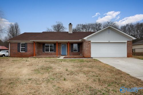 153 Shady Grove Rd, Toney, AL, 35773-7000 | Card Image