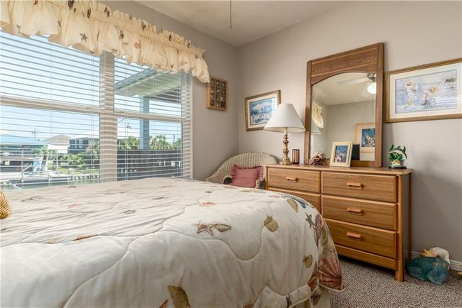 First guest bedroom | Image 28