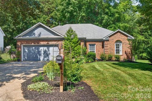 11219 Isthmus Ct, Charlotte, NC, 28215-7510 | Card Image