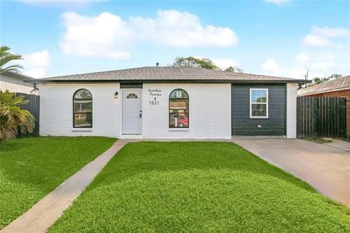 7821 Alma St, Westwego, LA, 70094-5601 | Card Image