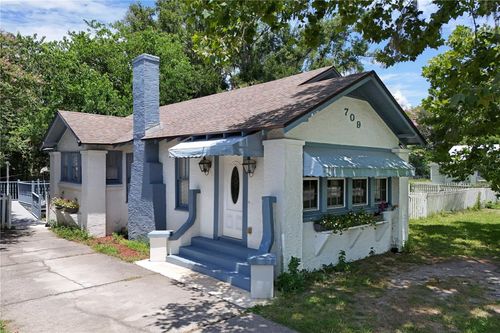 709 Daphne Ave, UMATILLA, FL, 32784-8122 | Card Image